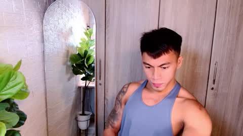 ethan online show from November 8, 12:30 pm