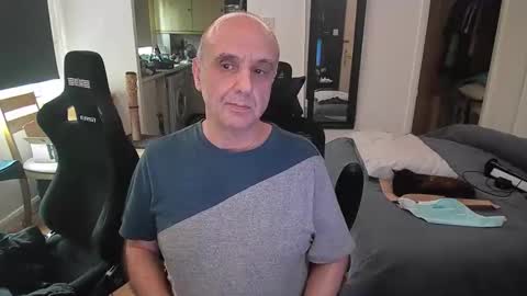 pip10 online show from April 5, 8:55 am