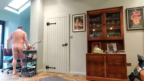 piphwyl online show from December 10, 2:17 pm