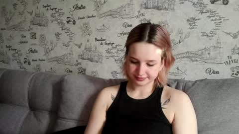 Caroline online show from April 18, 4:25 am