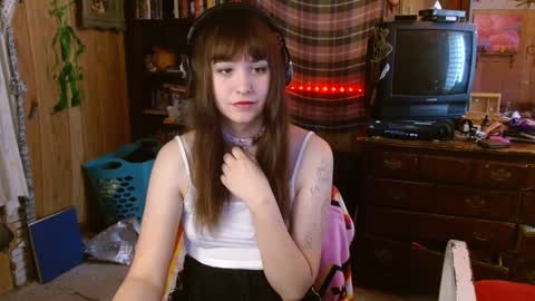 Izzy online show from January 23, 8:24 pm