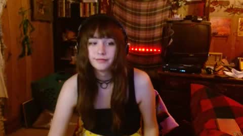 Izzy online show from January 22, 2:26 am