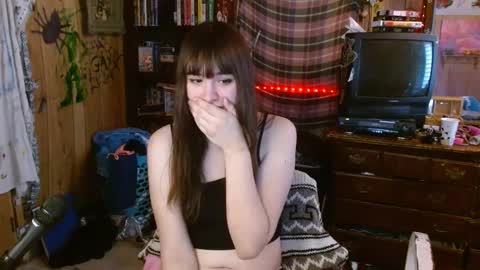 Izzy online show from February 18, 6:37 pm