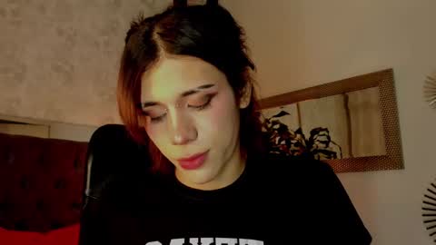 cris online show from February 23, 7:00 am