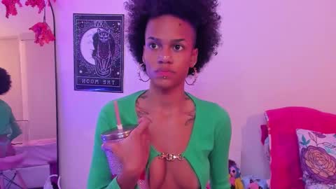 Venus  Vee  Cutie online show from October 22, 12:07 pm