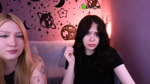 Sophie online show from May 6, 7:20 pm