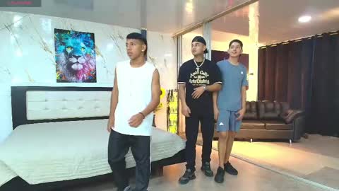   online show from April 20, 11:19 pm