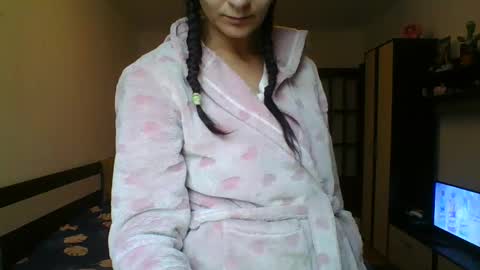 pleas3s_sweet online show from February 11, 7:33 am