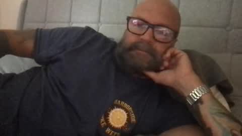 Snapshot of pleasesitonmycock chatting on September 27, 2:37 pm PleaseSitOnMyCock online show from September 27, 2:37 pm