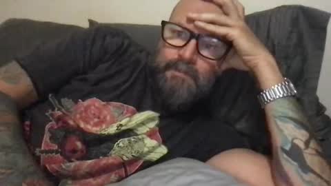 Snapshot of pleasesitonmycock chatting on December 21, 6:34 pm PleaseSitOnMyCock online show from December 21, 6:34 pm