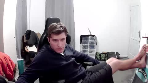 plkrisztian online show from April 14, 12:03 am