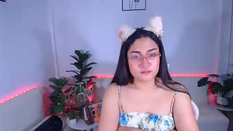 Ploysai online show from September 11, 7:42 am