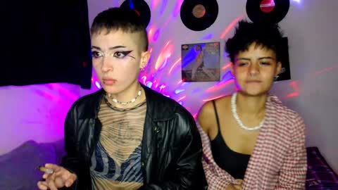   online show from December 6, 1:24 am