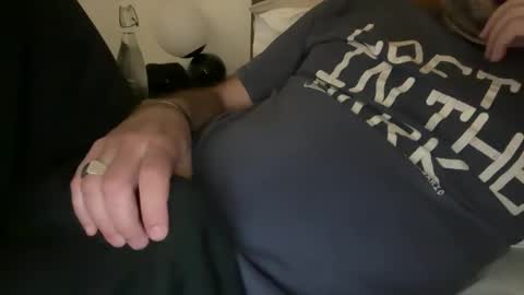 pms90 online show from April 6, 6:42 pm