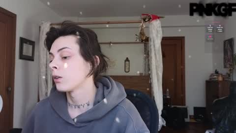 pnkgf online show from January 18, 11:44 pm