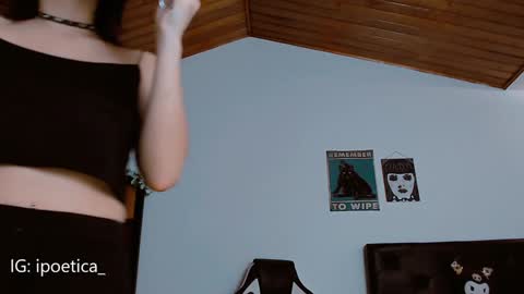 IG ipoetica  online show from January 4, 8:37 pm