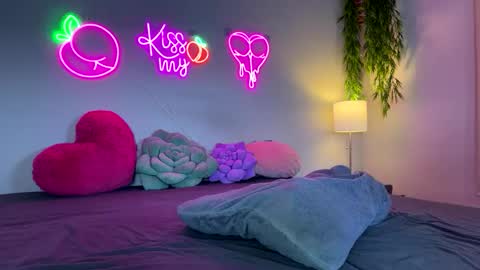 Jenna online show from February 20, 4:34 am