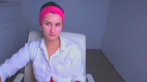 Pokahontas online show from December 29, 9:39 am