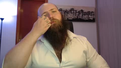 Bear online show from February 25, 2:14 am