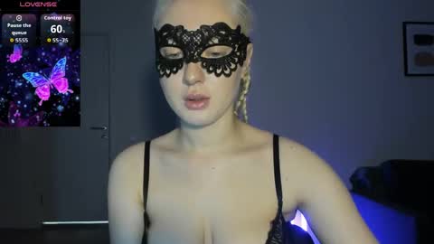 polly_skil online show from May 26, 6:36 pm