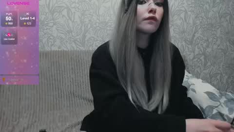 Polly online show from April 9, 6:57 pm