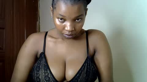 pookie245909 online show from June 18, 1:16 pm