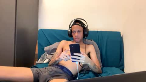 Porce online show from April 19, 10:12 pm