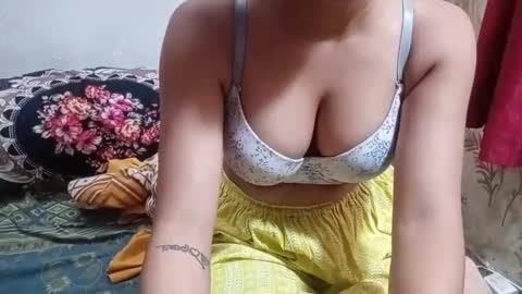 poulomi online show from November 9, 8:07 am