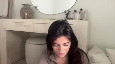 Selena online show from July 9, 2:48 am