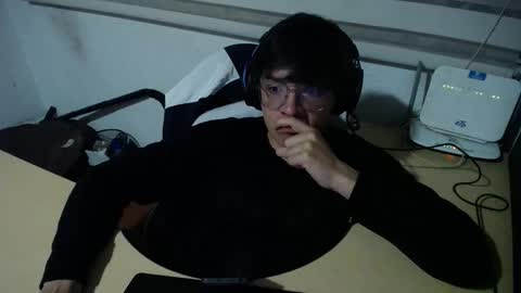 powerfulzeus2 online show from November 21, 3:15 am