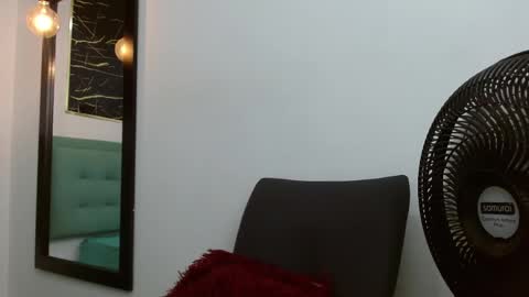   online show from April 16, 3:06 am