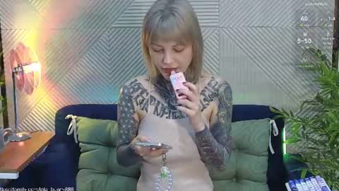 Lola online show from June 30, 4:56 am