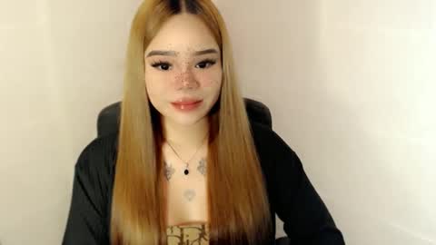 MAXXINE online show from October 4, 5:16 am