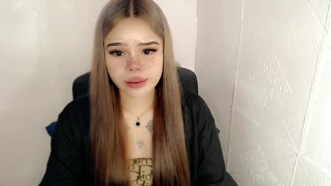 MAXXINE online show from February 24, 5:43 am