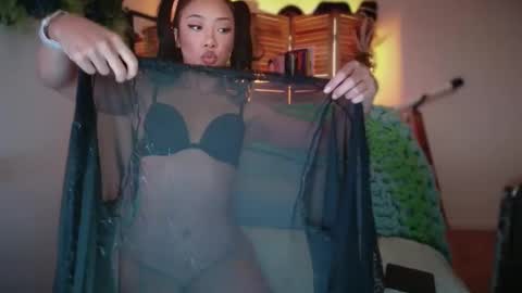 PreeminentJess online show from November 16, 12:01 am