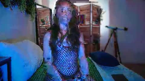 PreeminentJess online show from January 17, 7:18 am