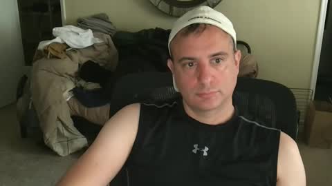 preppyguyintokink1 online show from May 31, 6:31 pm