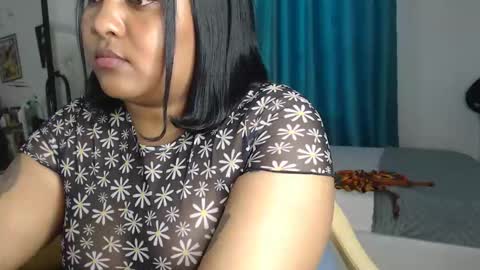 Annah online show from May 29, 6:11 am