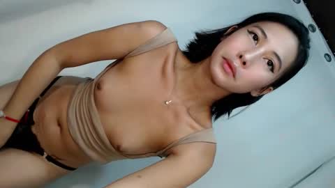 Its me Molly 3 online show from March 20, 3:50 pm