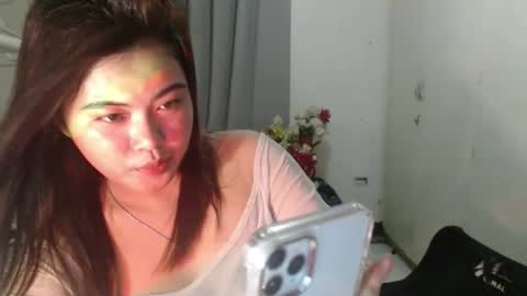 Its me NicoLe online show from April 17, 2:30 pm