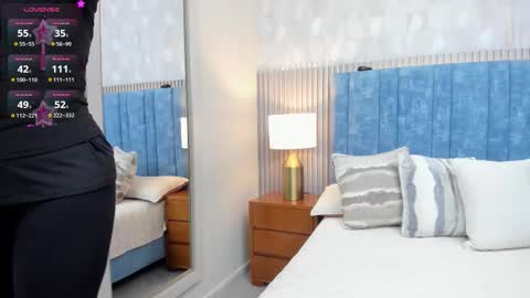 Daisy Flower online show from October 14, 1:41 am