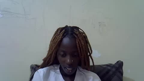 Vee online show from March 7, 5:35 pm