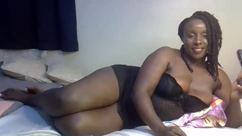 pretty_zio online show from April 15, 8:09 pm