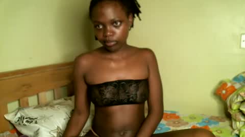 SaraCattra online show from January 15, 4:04 am