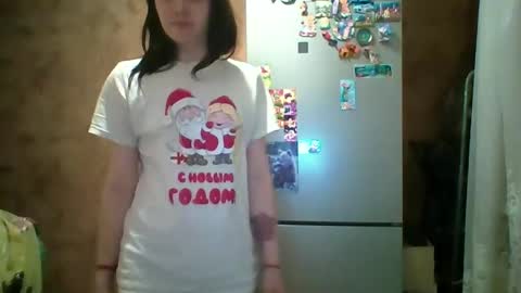 Bella online show from April 8, 8:34 pm