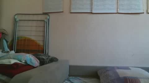Snapshot of prettybella_7 chatting on October 7, 11:17 am Bella online show from October 7, 11:17 am