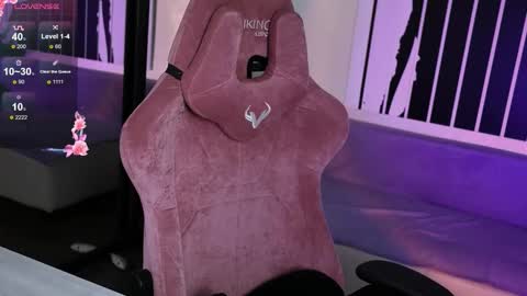 Violet online show from September 8, 11:37 pm