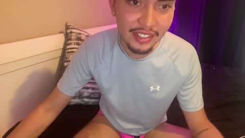 boy ken online show from April 20, 11:52 pm