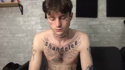 pretty boy online show from December 27, 1:22 am