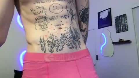 pretty boy online show from November 25, 4:22 am